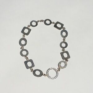 Silver geometric necklace